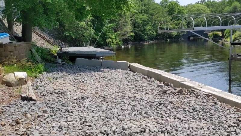 Completed Concrete Barrier Retaining Wall